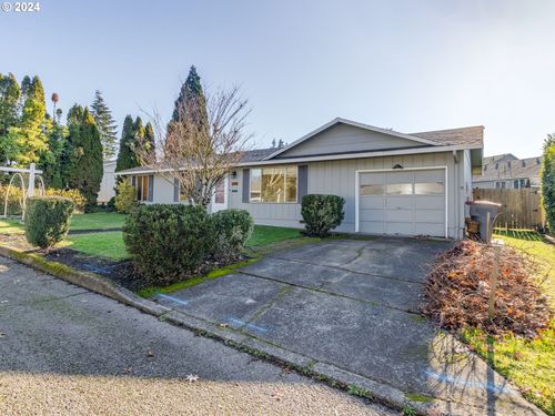 261 E 13th St, Lafayette, OR, 97127 | Card Image