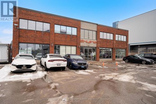 4-7867 Highway 27 Road, Vaughan (West Woodbridge), ON, L4L3R5 | Card Image