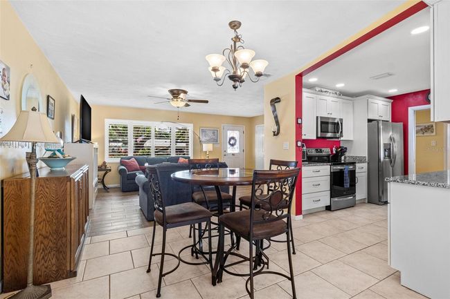 10448 Hetrick Cir W, House other with 3 bedrooms, 2 bathrooms and null parking in Largo FL | Image 10