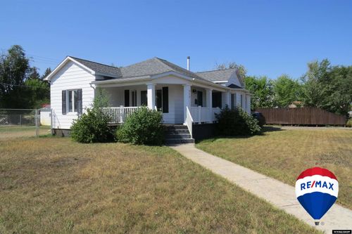 619 E Washington Ave, Riverton, WY, 82501-4450 | Card Image