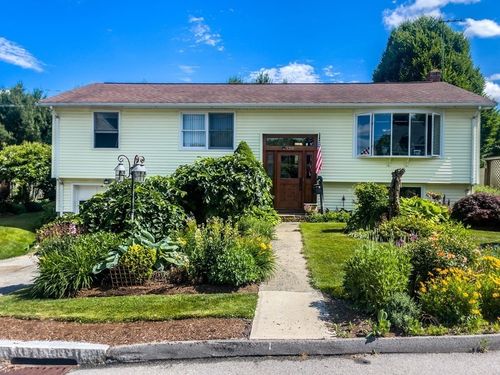 128 Derby St, Worcester, MA, 01604-3941 | Card Image