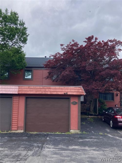 1283 Peppertree Dr, Derby, NY, 14047-9747 | Card Image