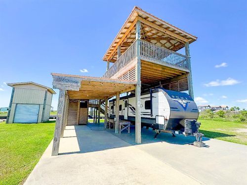 1311 Mabry St, Gilchrist, TX, 77617 | Card Image