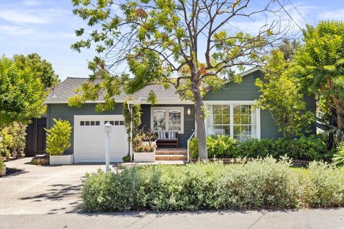 2061 Oakley Ave, Menlo Park, CA, 94025-6049 | Card Image