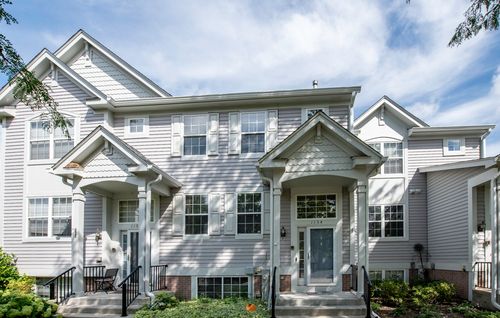 1154 Cambridge Dr, Grayslake, IL, 60030-3326 | Card Image