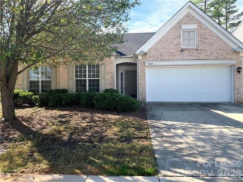 8419 Heron Glen Dr, Charlotte, NC, 28269-6233 | Card Image
