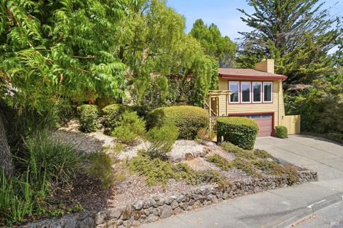 10 Viscaino Way, San Rafael, CA, 94903 | Card Image
