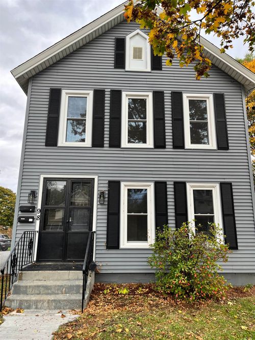 98 Forest St, Rutland, VT, 05701-4304 | Card Image