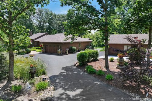 24099 Haidi Ln, Lake Villa, IL, 60046-6800 | Card Image