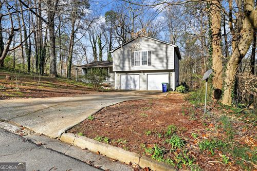 629 Waterview Ct, Stone Mountain, GA, 30088-1721 | Card Image