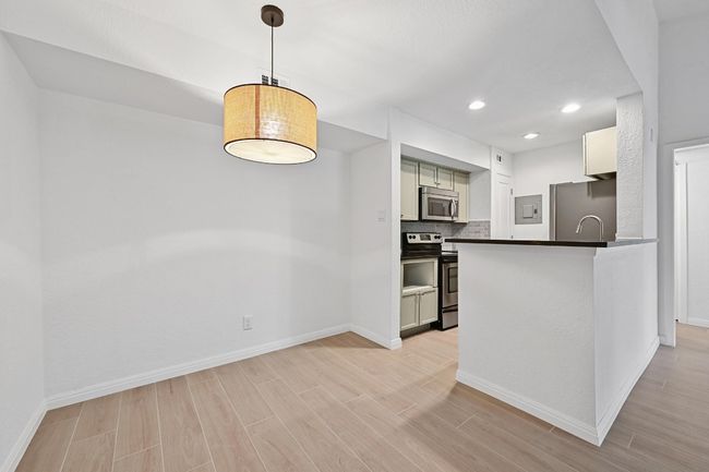 APT-212 - 3204 Menchaca Rd, Condo with 2 bedrooms, 2 bathrooms and 2 parking in Austin TX | Image 8