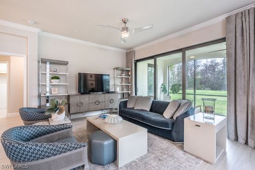 unit-102-16352 Viansa Way, NAPLES, FL, 34110-3427 | Card Image