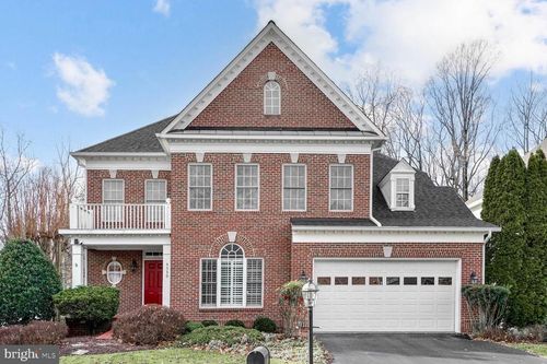 4330 Chancery Park Dr, FAIRFAX, VA, 22030-8103 | Card Image