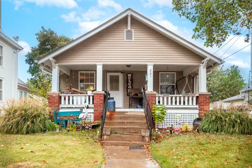 261 W Jackson St, Marshall, MO, 65340-2022 | Card Image