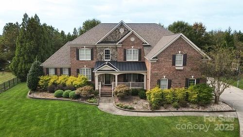 725 Wild Berry Ct, Waxhaw, NC, 28173-7234 | Card Image