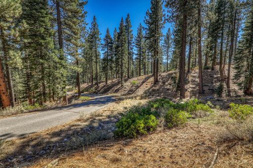 10720 Bert Road, Truckee, CA, 96161 | Card Image