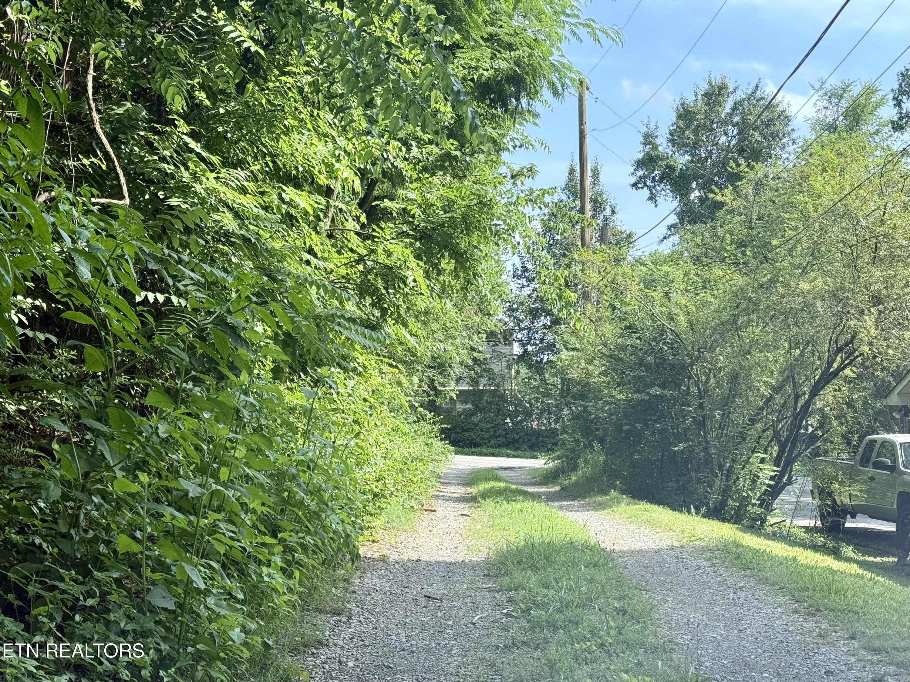 Land in Knoxville 5