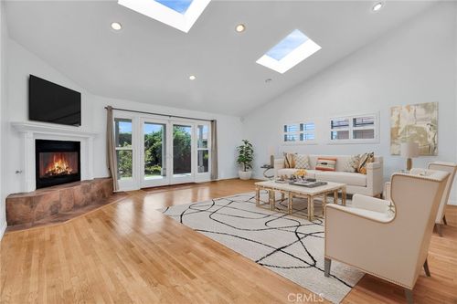 4114 Artesia Blvd, Torrance, CA, 90504-3104 | Card Image