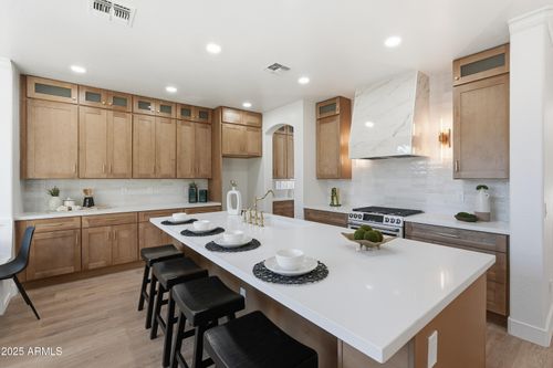 2621 W Cavalry Dr, Phoenix, AZ, 85086-6618 | Card Image