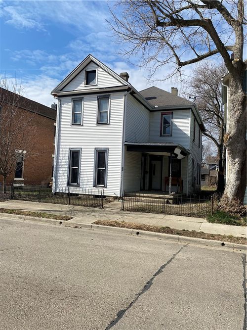 39 Clover St, Dayton, OH, 45410-1419 | Card Image