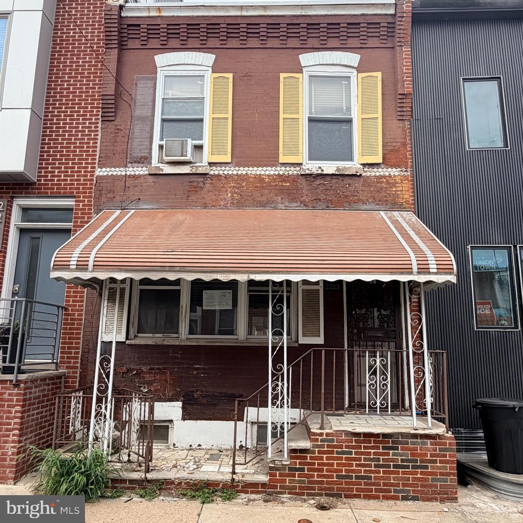 Residential in PHILADELPHIA