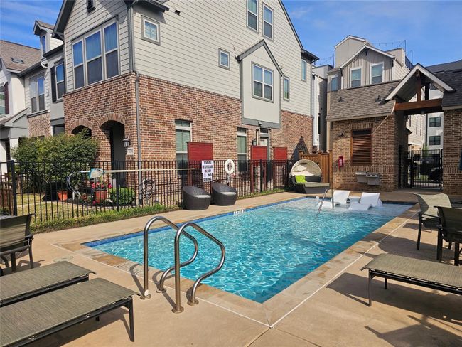 1014 Manacor Ln, House other with 3 bedrooms, 4 bathrooms and null parking in Dallas TX | Image 33