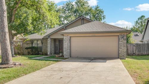 4926 Northfork Dr, Pearland, TX, 77584-8612 | Card Image