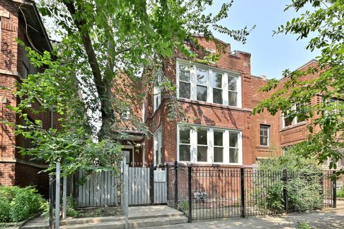 6532 N Ashland Ave, Chicago, IL, 60626-6680 | Card Image