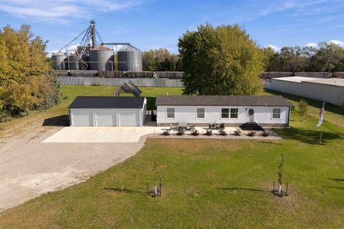 7125 Laporte Rd, Washburn, IA, 50702-6027 | Card Image