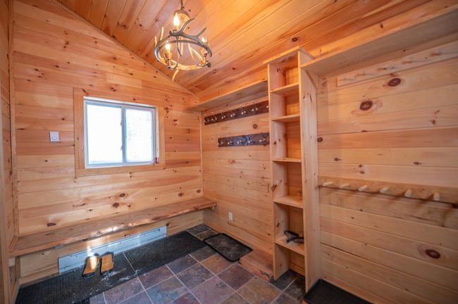 48 Upper Highlands Loop, House other with 5 bedrooms, 2 bathrooms and null parking in West Dover VT | Image 20