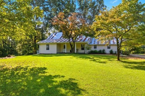 101 Dove Ln, Clarkesville, GA, 30523-3000 | Card Image