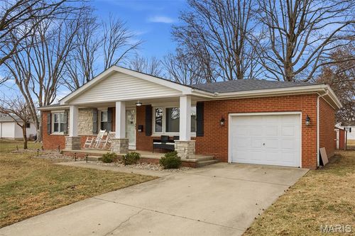 1261 13th St, Carlyle, IL, 62231-1005 | Card Image