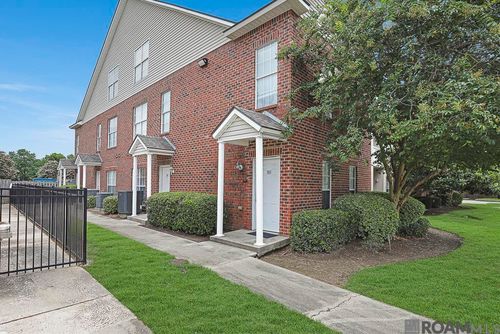301-4625 Burbank Dr, Baton Rouge, LA, 70820-3272 | Card Image