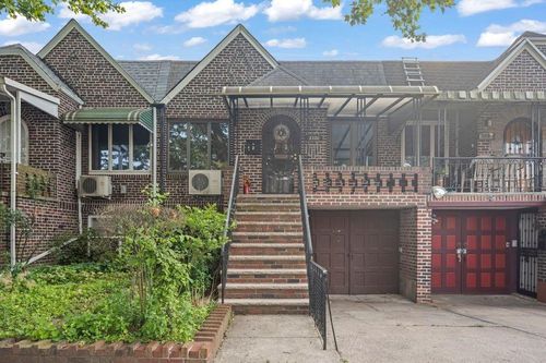 2320 E 26th St, Brooklyn, NY, 11229-4921 | Card Image