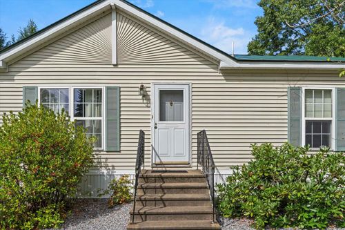 185 Tucker Dr, Hopkinton, NH, 03229-2427 | Card Image