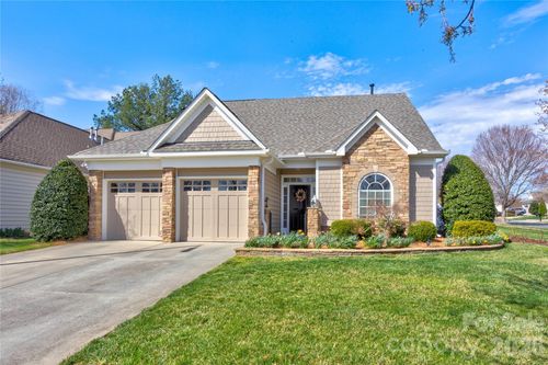 2663 Danbury Cir Nw, Concord, NC, 28027-4531 | Card Image