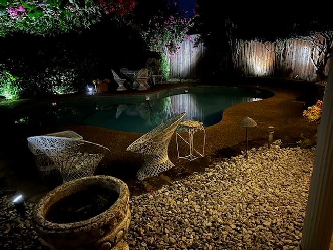 View of swimming pool | Image 28