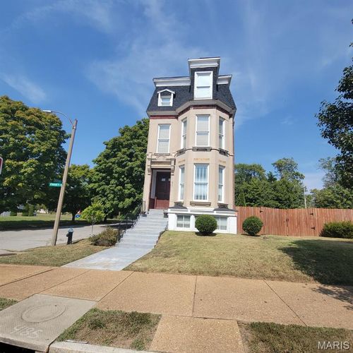 3761 Finney Ave, Saint Louis, MO, 63113-3903 | Card Image