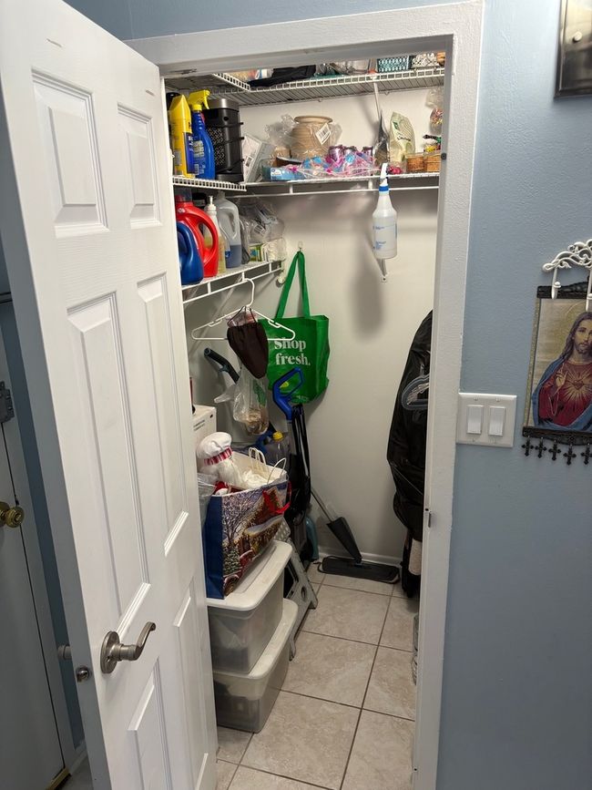 APT-6H - 9701 N Dee Rd, Condo with 1 bedrooms, 1 bathrooms and 2 parking in Niles IL | Image 7