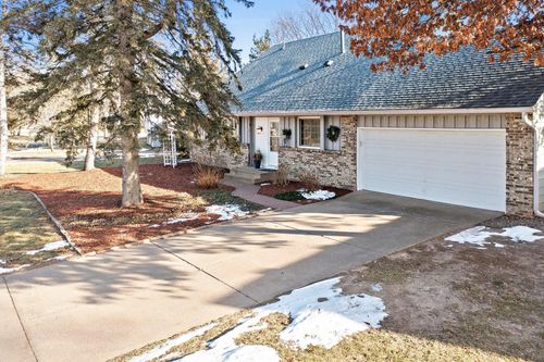 2601 Hidden Valley Lane, Stillwater, MN, 55082 | Card Image