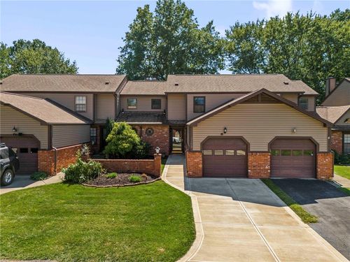 1107 Valleyview Dr, Lawrence, PA, 15055-1022 | Card Image