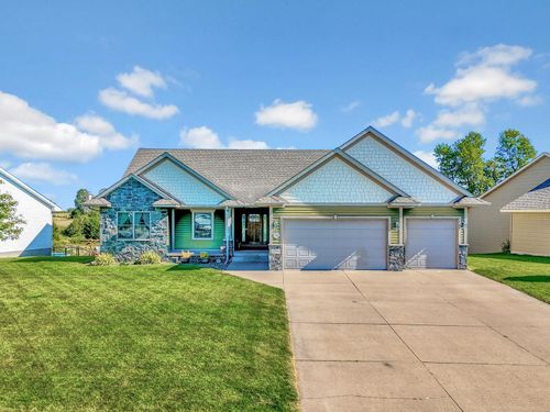 11372 Bristol Road, Chisago City, MN, 55013 | Card Image