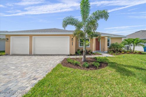 1035 Captiva Island Cir Sw, Palm Bay, FL, 32908-6823 | Card Image