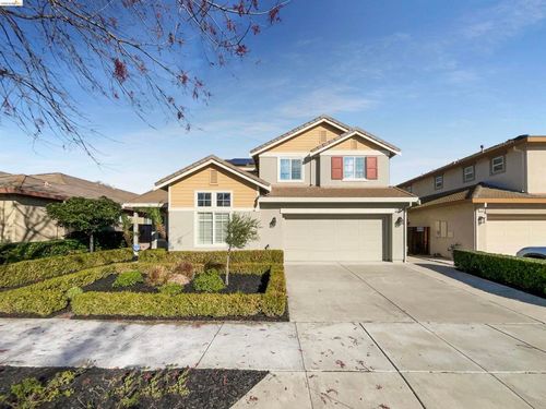 1124 1124 Lake Park Dr, Oakley, CA, 94561 | Card Image