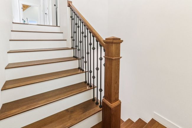 View of stairs | Image 13
