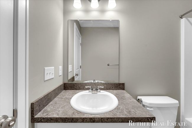 Guest Bath | Image 43