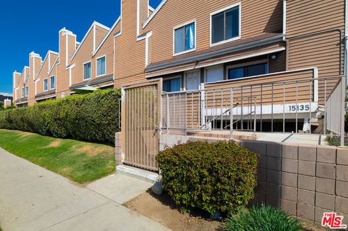 unit-1-15135 Nordhoff St, North Hills, CA, 91343-2377 | Card Image