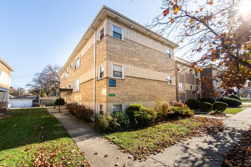 b-2245 Desplaines Ave, North Riverside, IL, 60546-1368 | Card Image