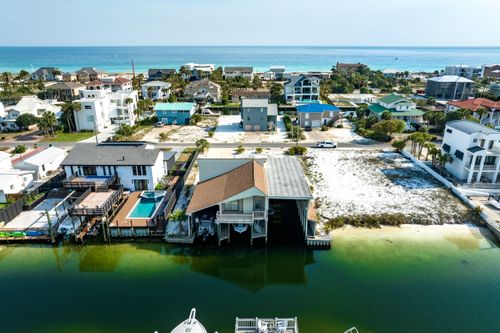 607 Magnolia Dr, Destin, FL, 32541-3159 | Card Image
