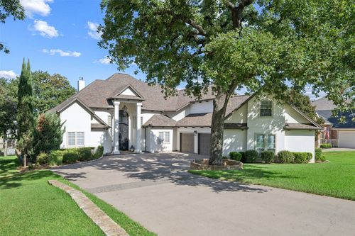 1825 Spinnaker Ln, Azle, TX, 76020-4935 | Card Image